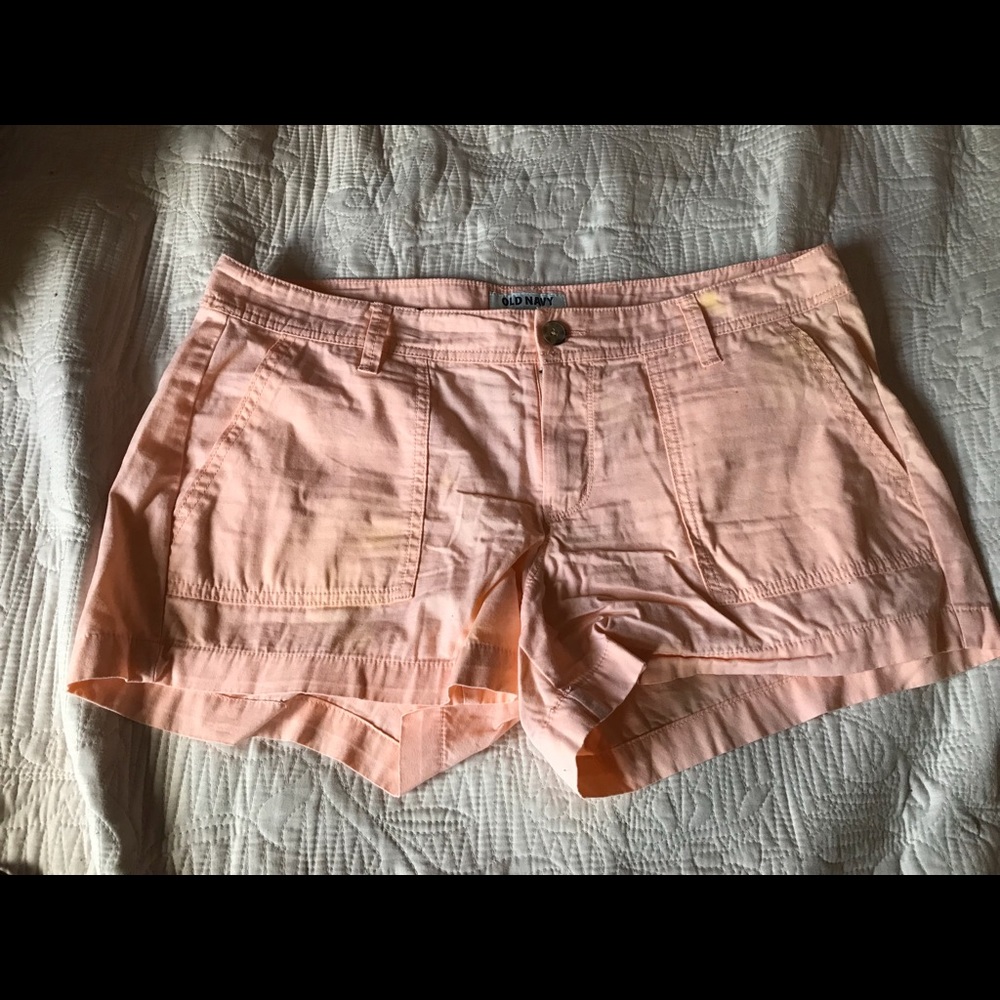 Old navy peach shorts